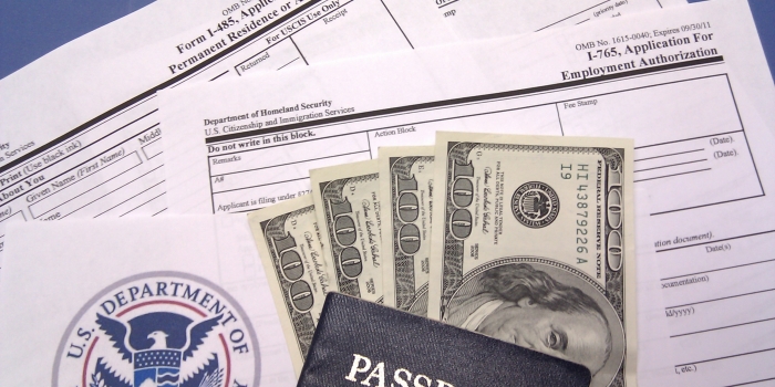 El Servicio de Ciudadanía e Inmigración de Estados Unidos (USCIS) Publica Propuesta Para Aumentar Las Cuotas Para Beneficios De Inmigración